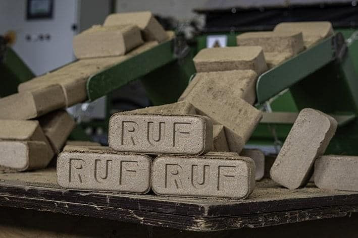 Eco Friendly RUF Briquettes Wood Briquettes-Sawdust Briquettes